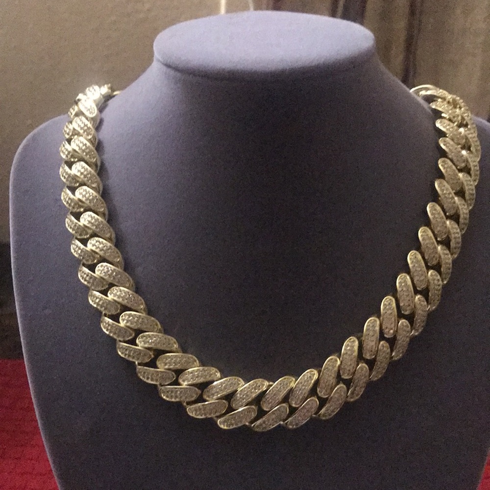 Diamonds double link 14 k gold is 21 inches